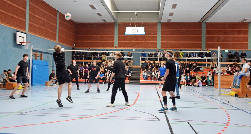 Schülervertretung veranstaltet Oster-Volleyball-Turnier