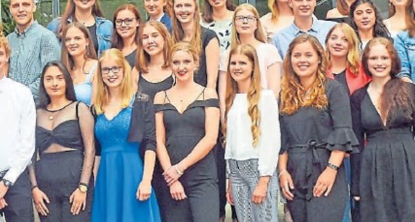 ABSCHLÜSSE BBS Ammerland verabschiedet Absolventen