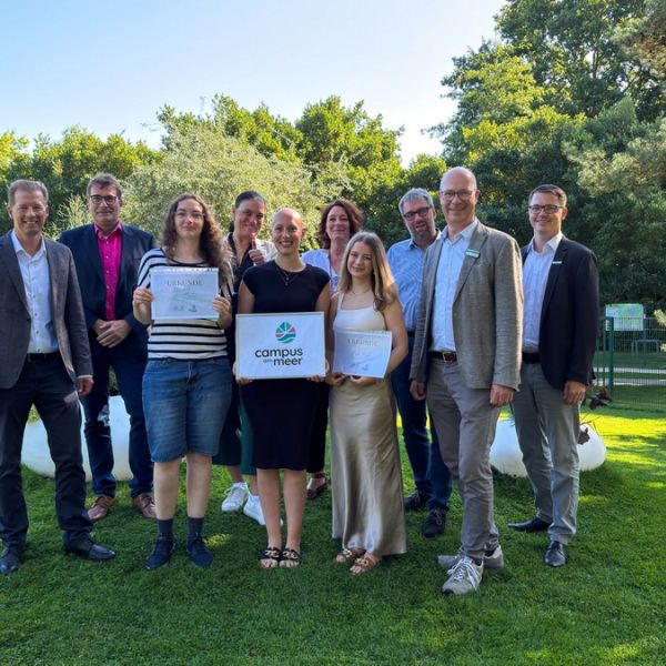 Siegerehrung des Logo-Wettbewerbs „Campus am Meer"